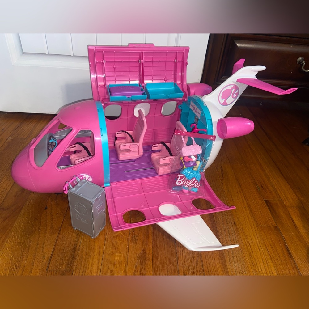 Barbie airplane